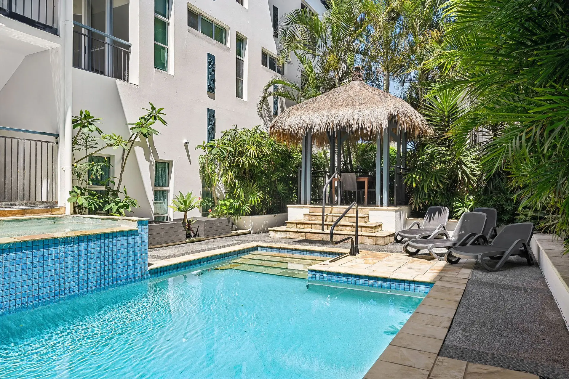 Paradiso 3 Bedroom Family Roof Top 344