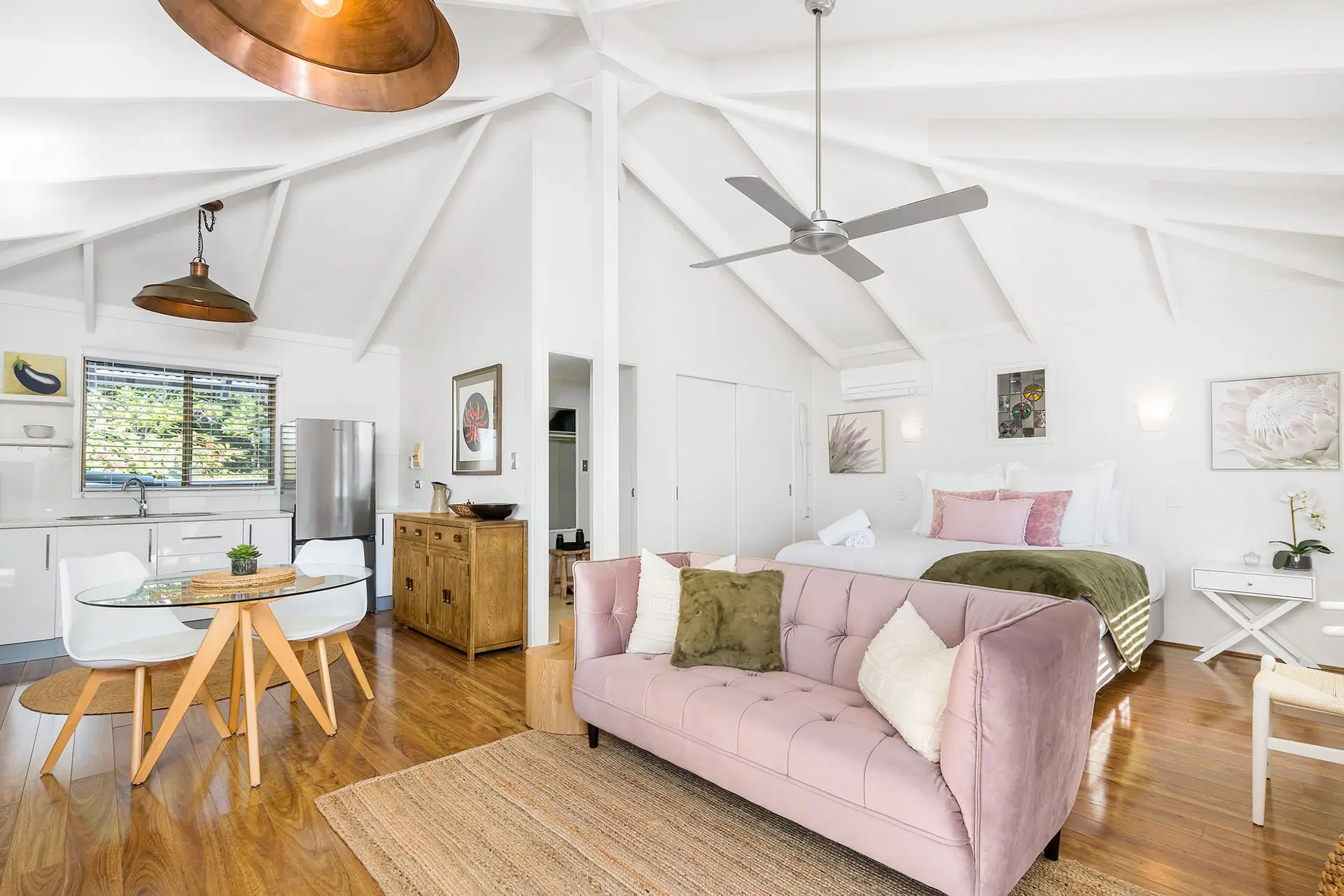 Twin Tallows – secluded couples retreat