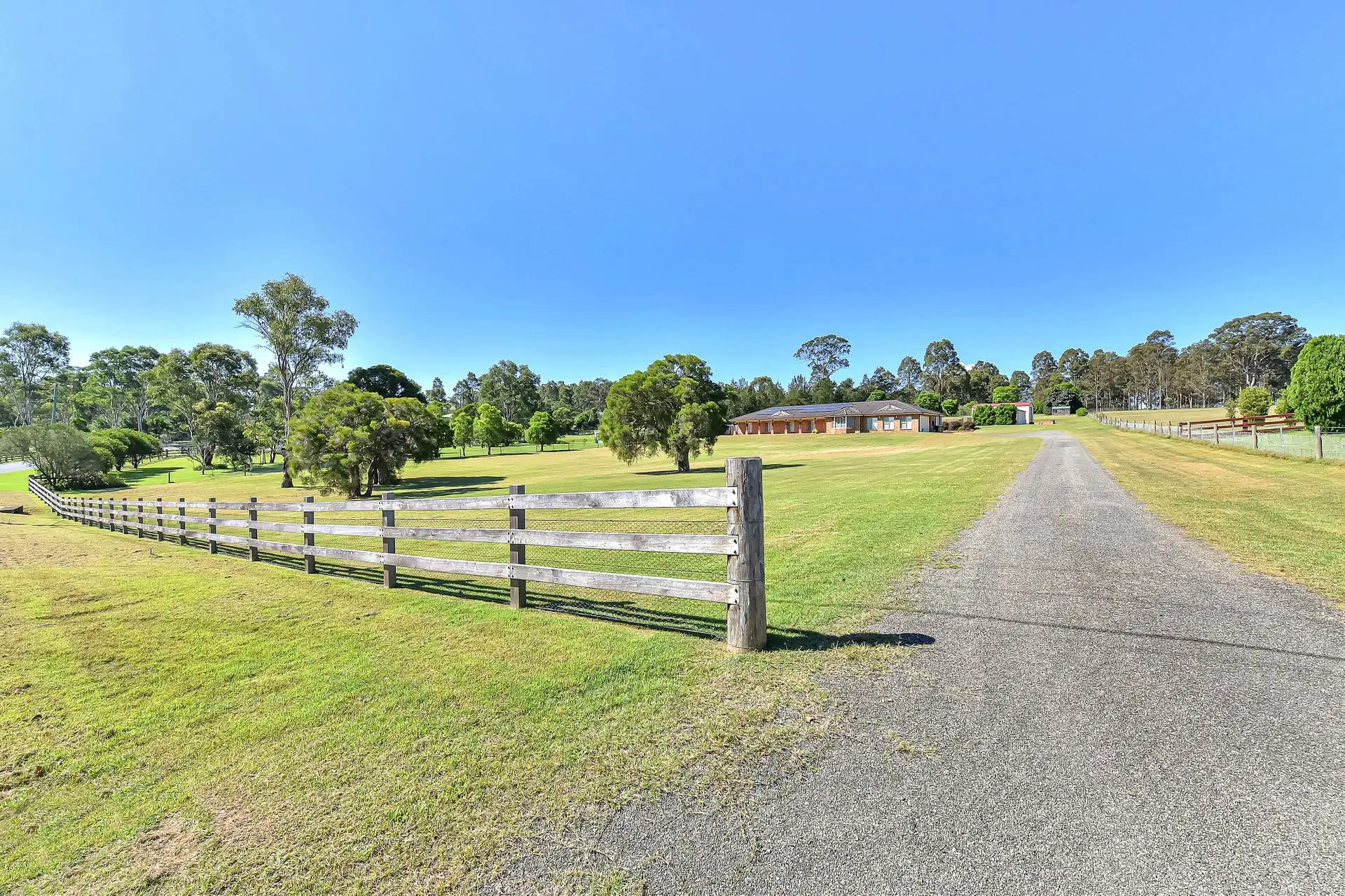 Hunter Valley Family Oasis – 5 bedroom House with Pool