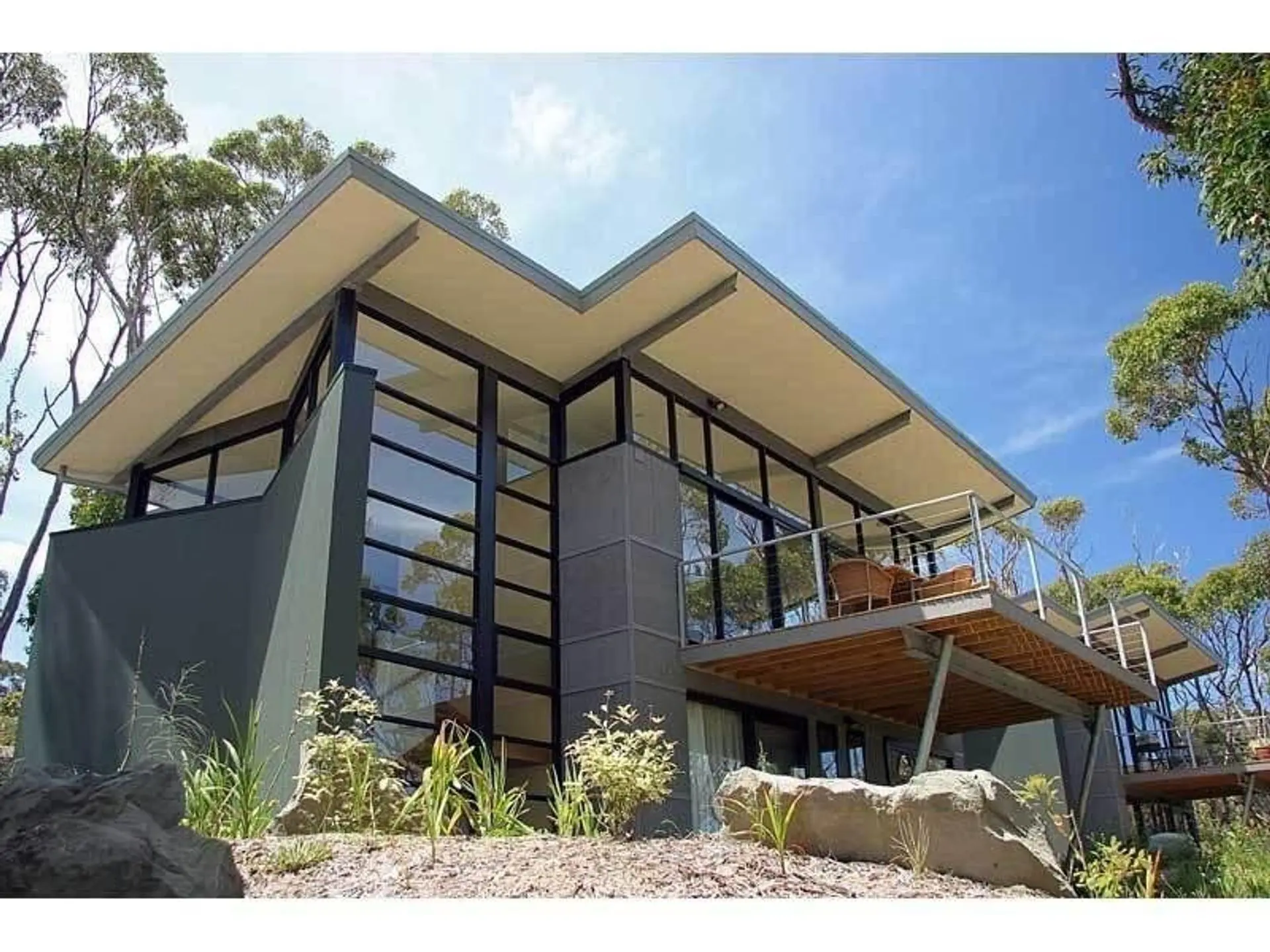 Ocean View Treetops Retreat