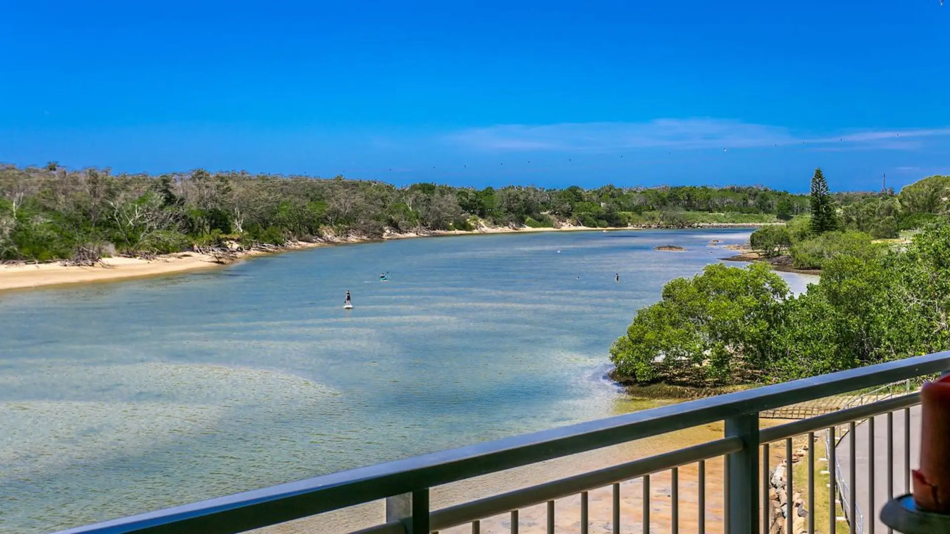 Sunrise Cove  2 Bedroom Basic Waterfront 16