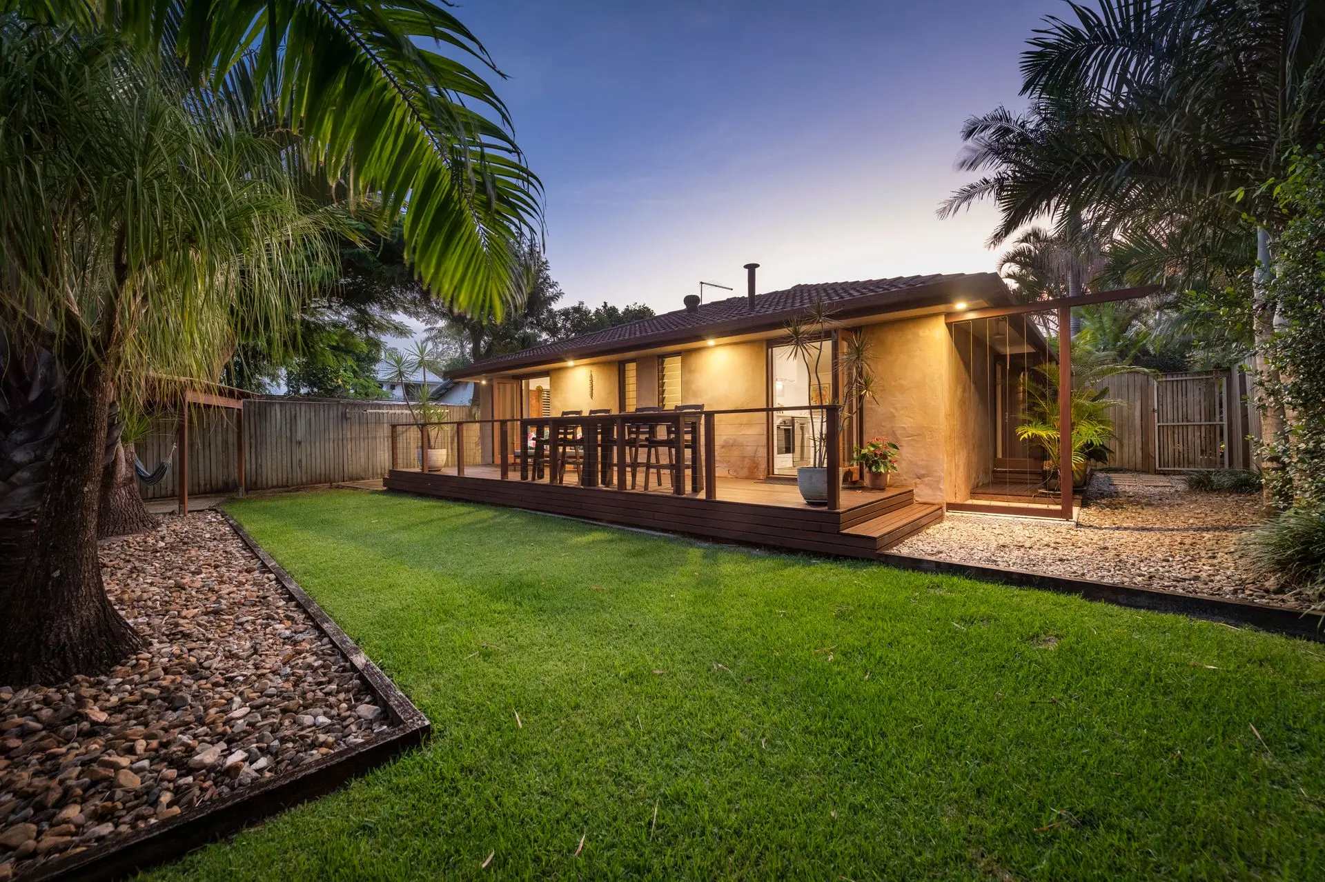 Tallow Beach Retreat – welcoming pet-friendly unit
