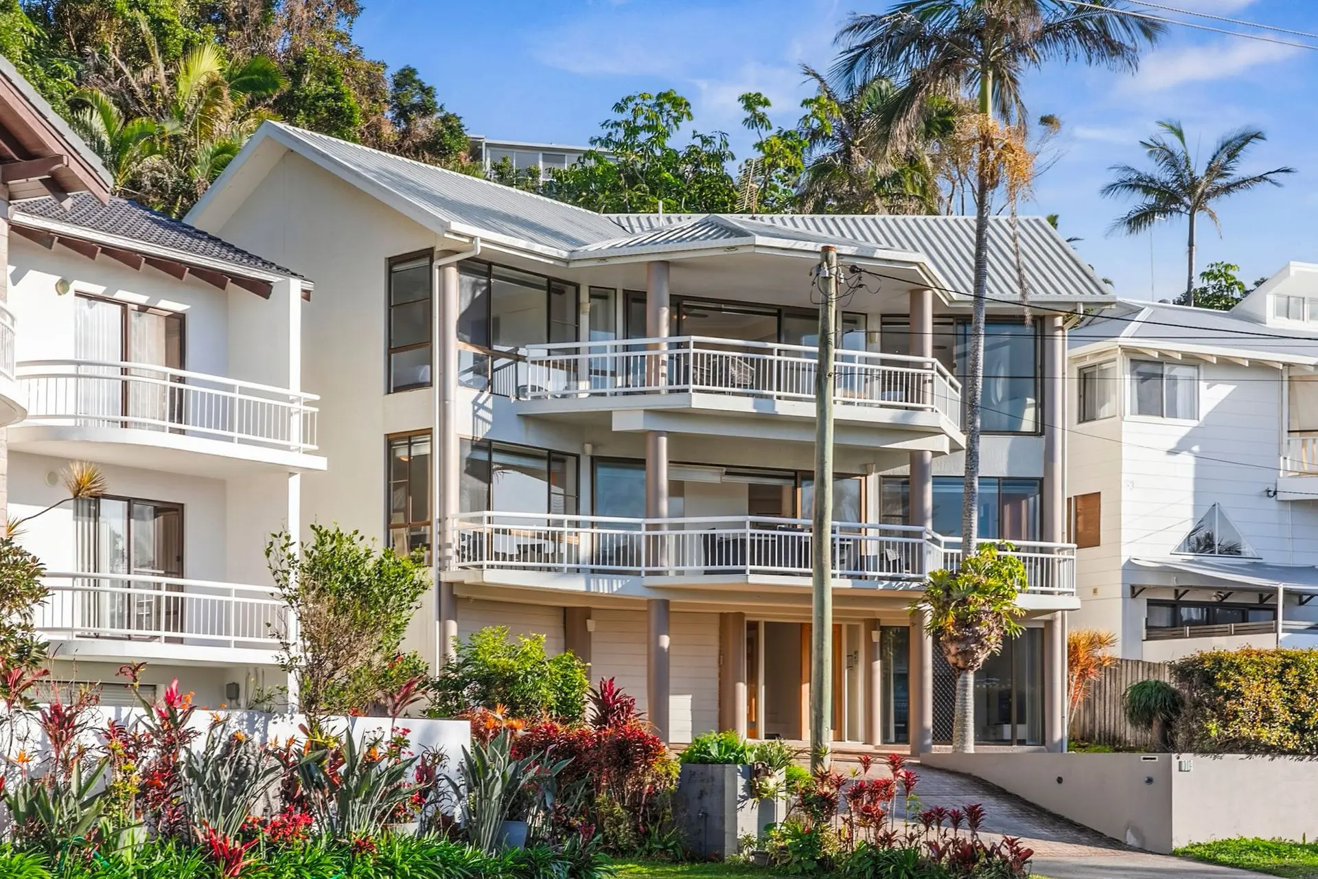 Beachside Manor