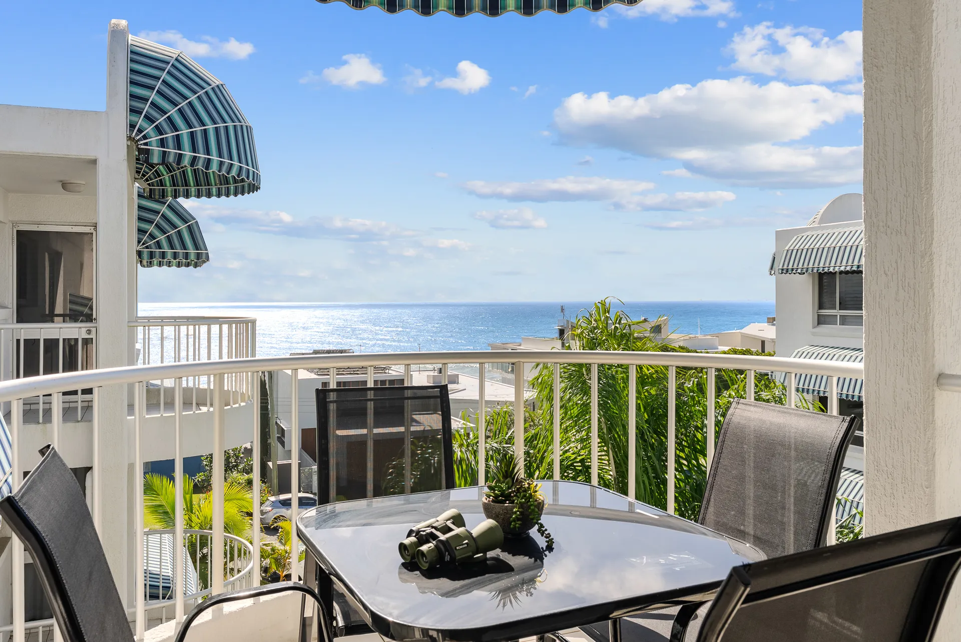 COASTAL RETREAT