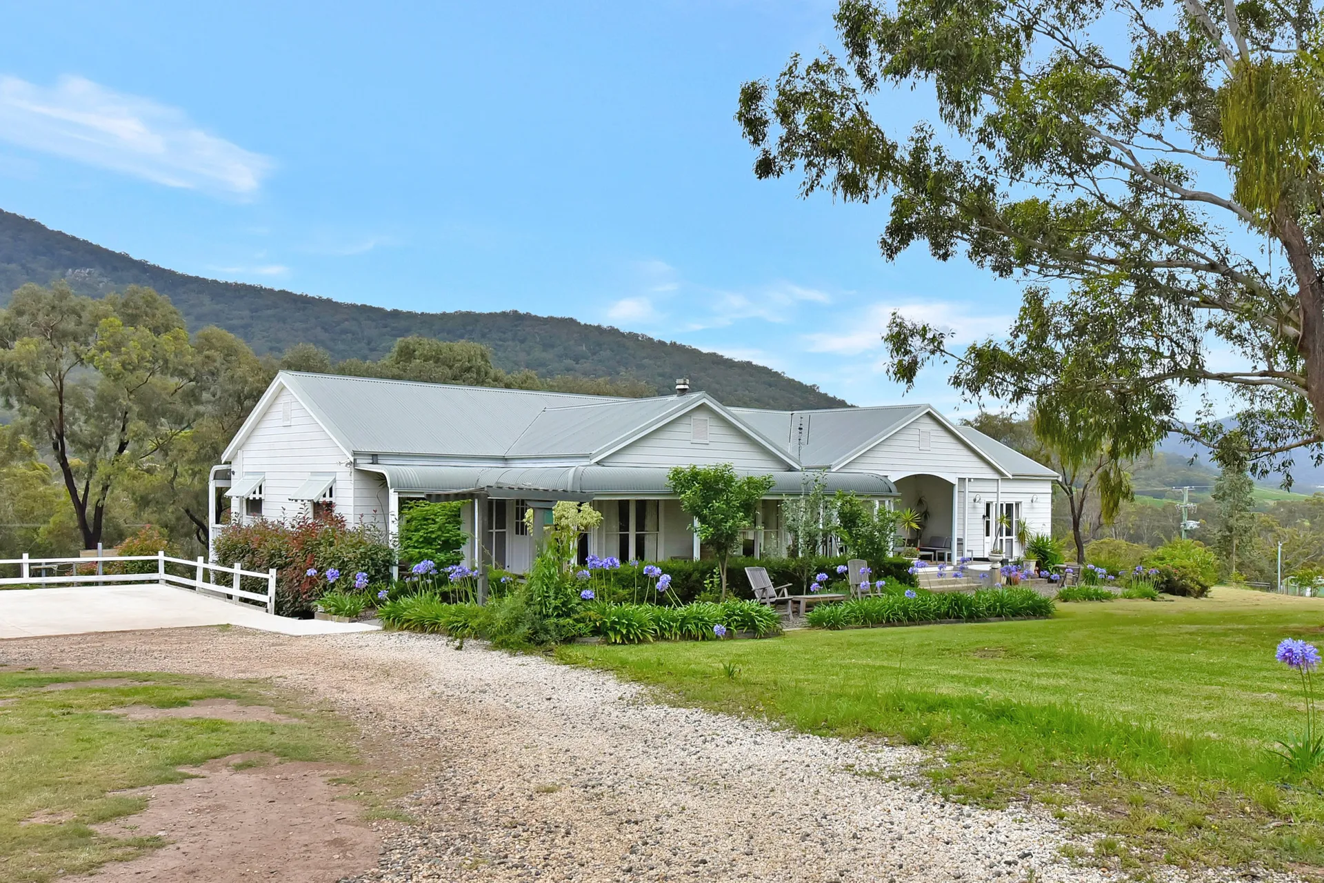 La Sila Homestead on Marrowbone – cutest cottage in the Hunter with killer views