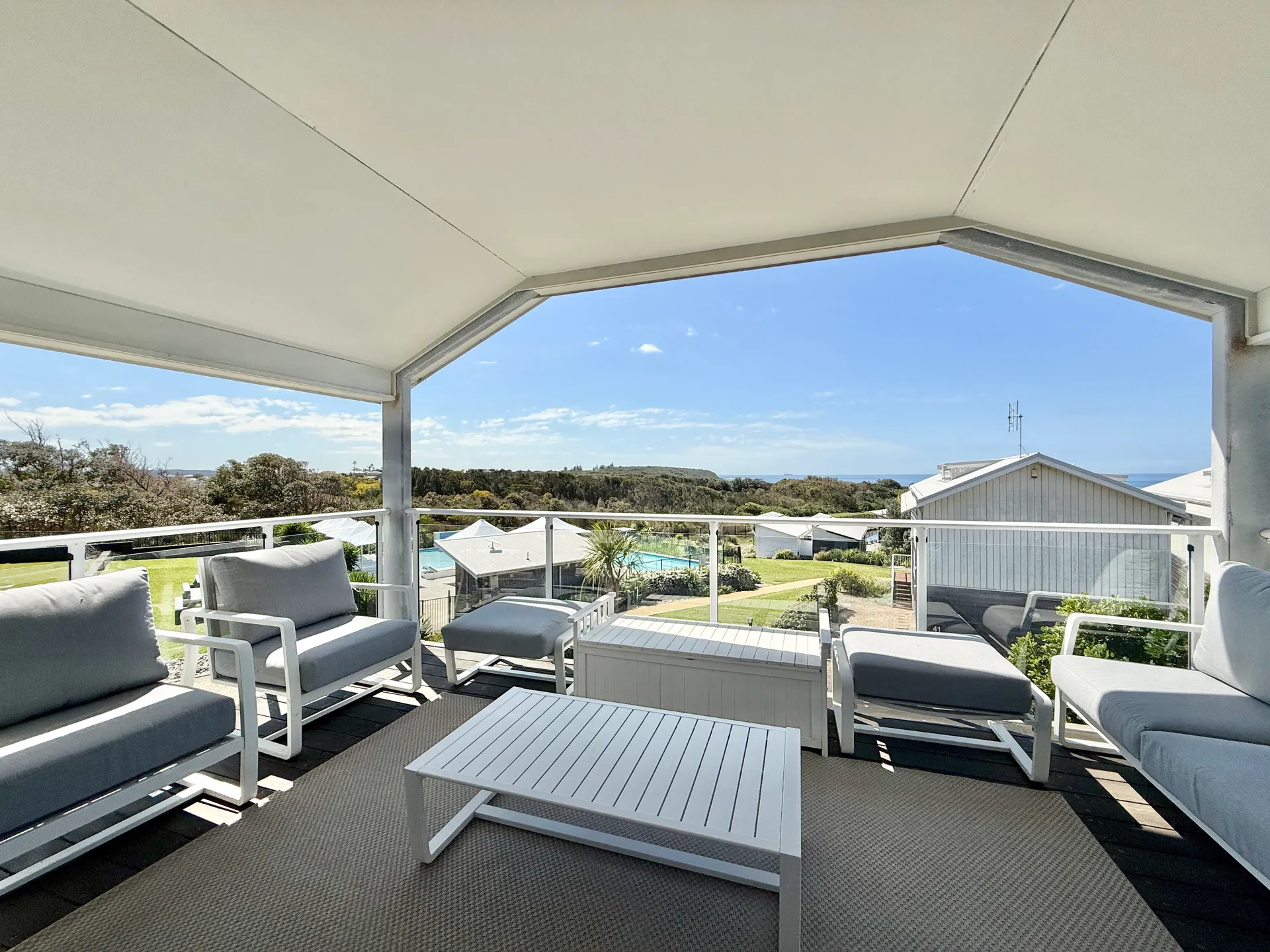 Bluewater Bliss at Caves Beach Villas