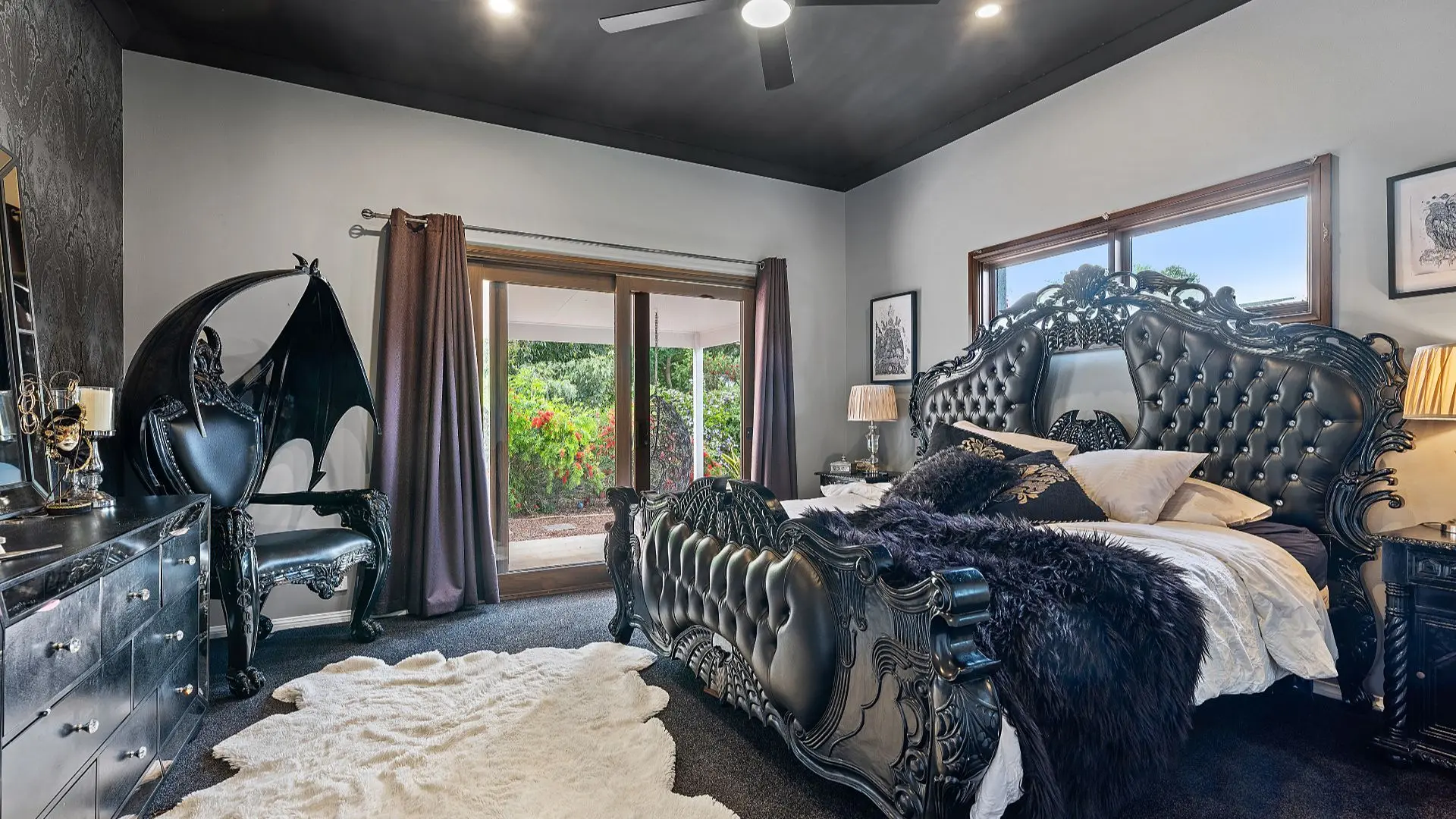 Koru Escape Manor
