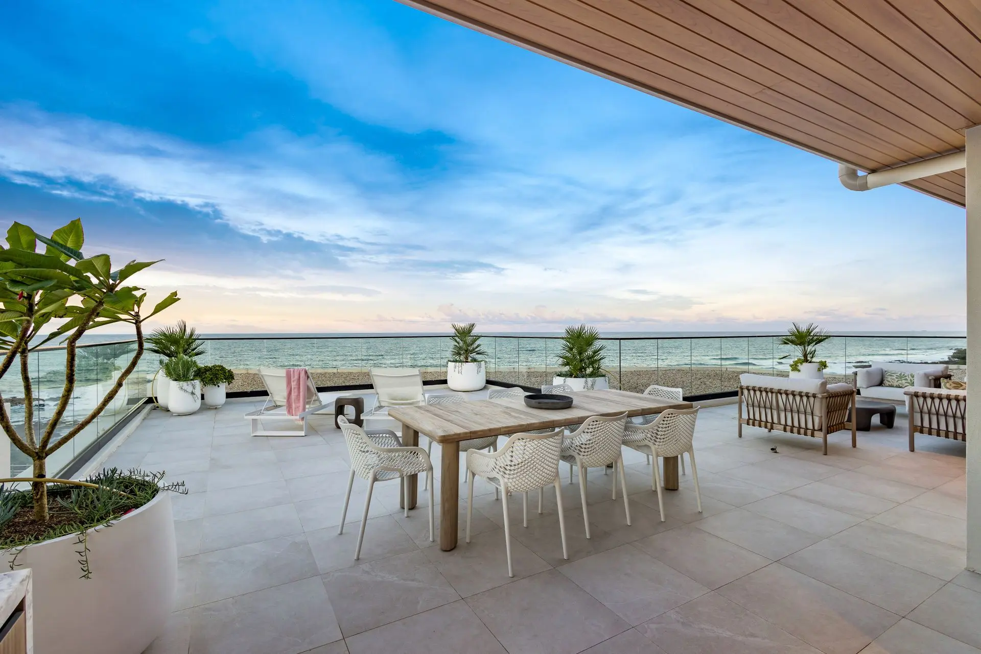 Penthouse @ First Bay Coolum