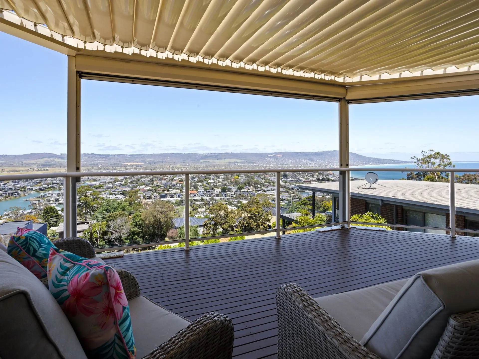 The Peninsula Panorama