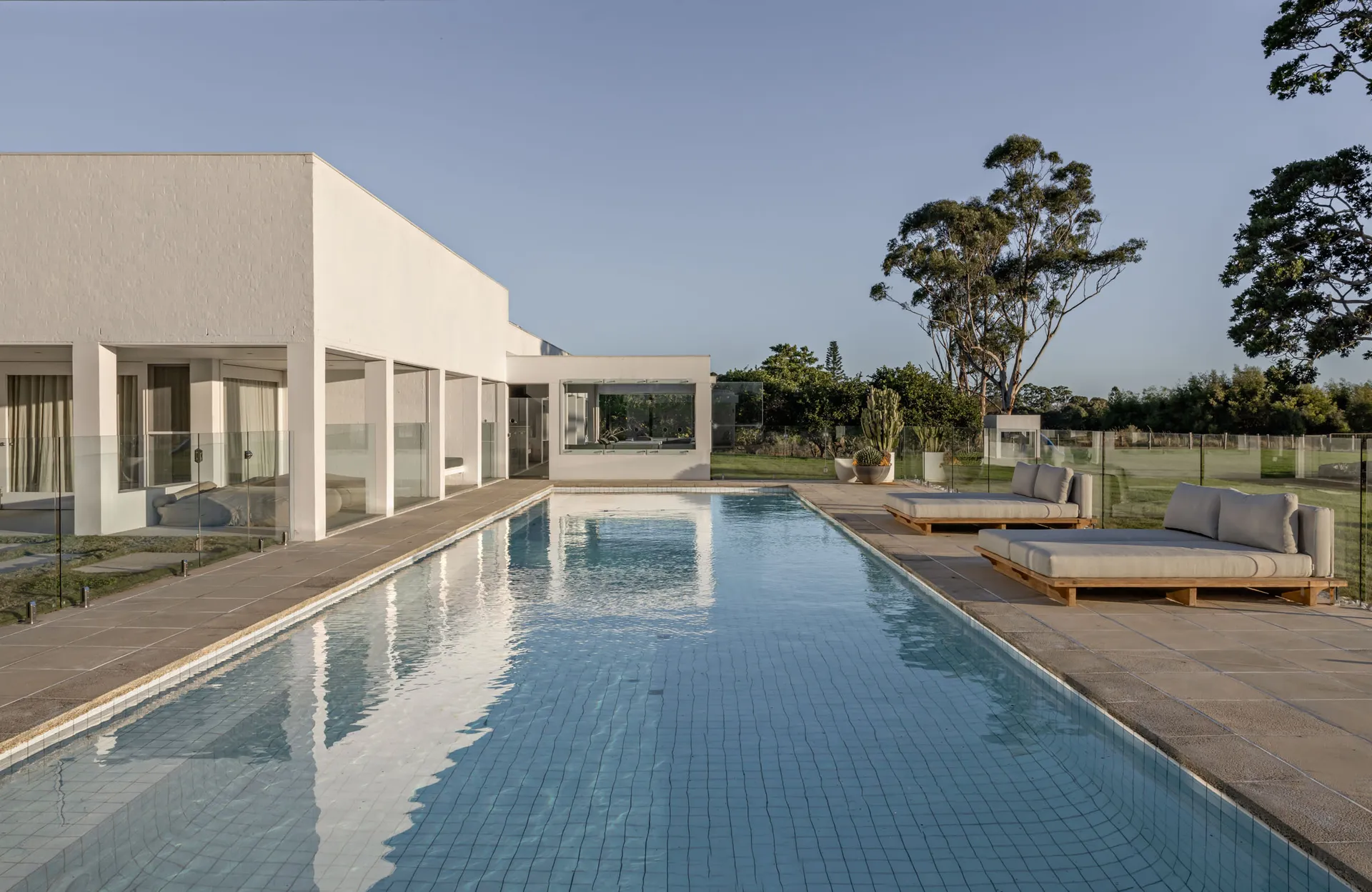 Amileka – luxury 25 acre estate with pool