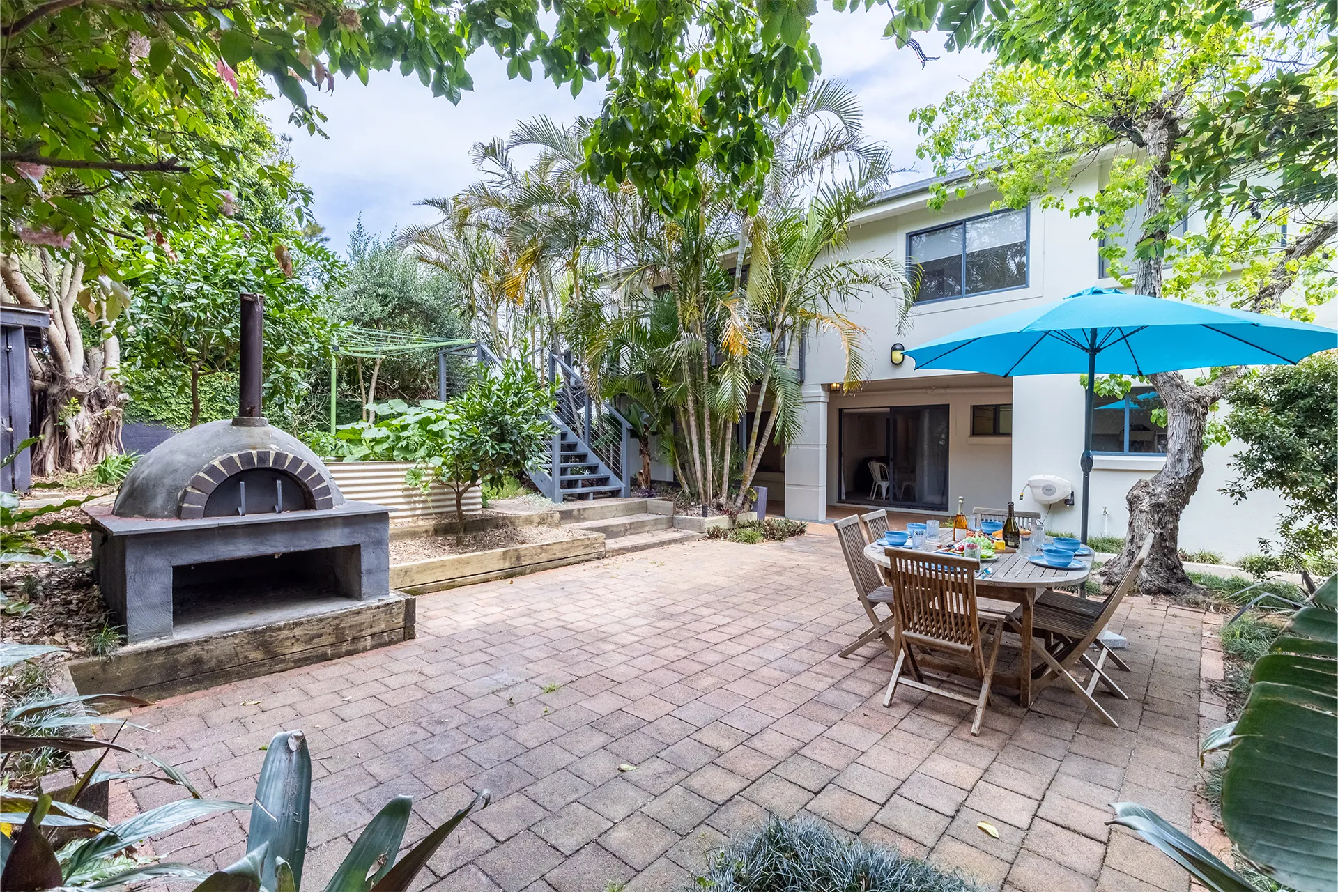 Maestral II – Beachside Villa with Private Garden