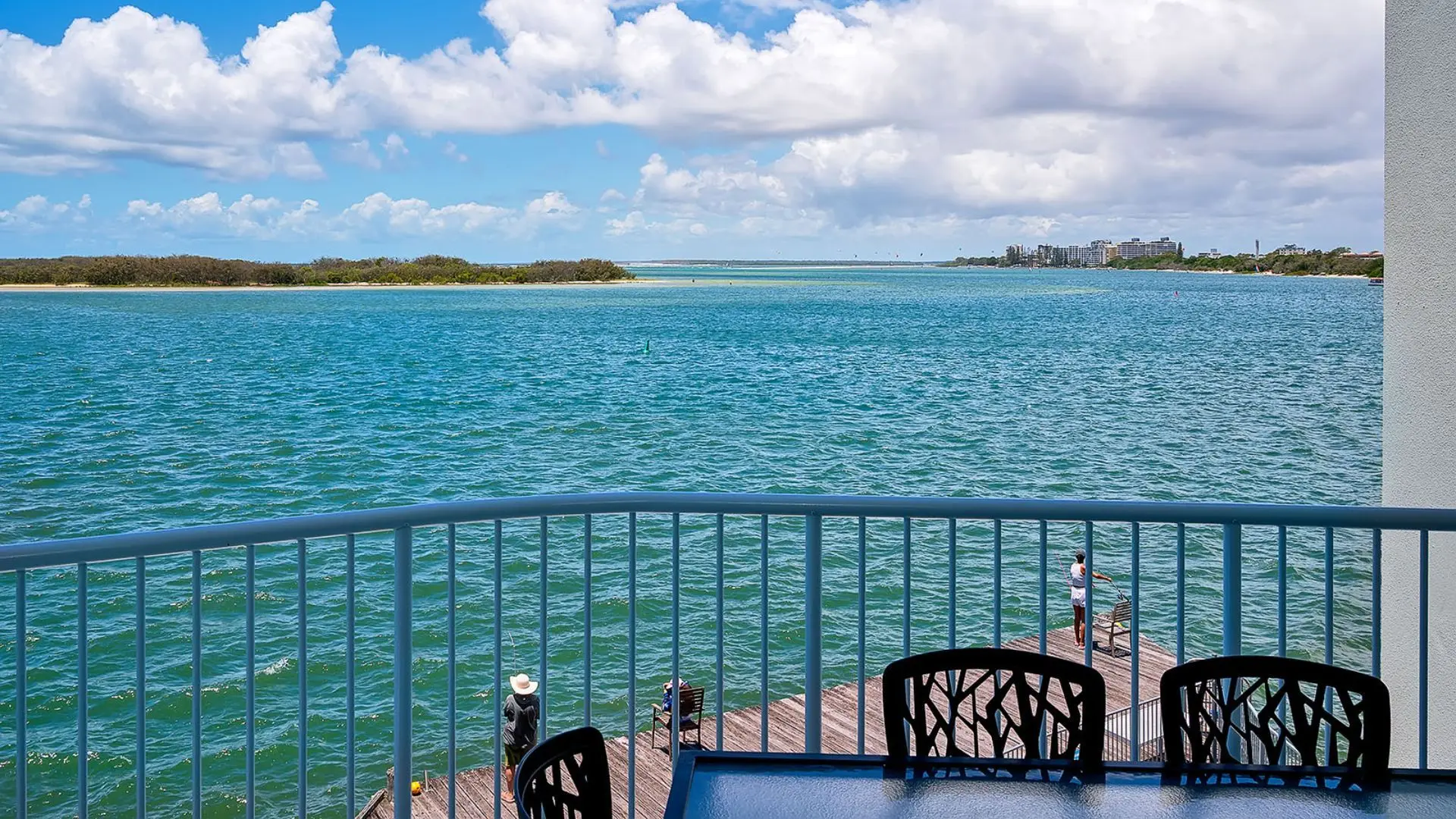 TRIPCONY QUAYS UNIT 11