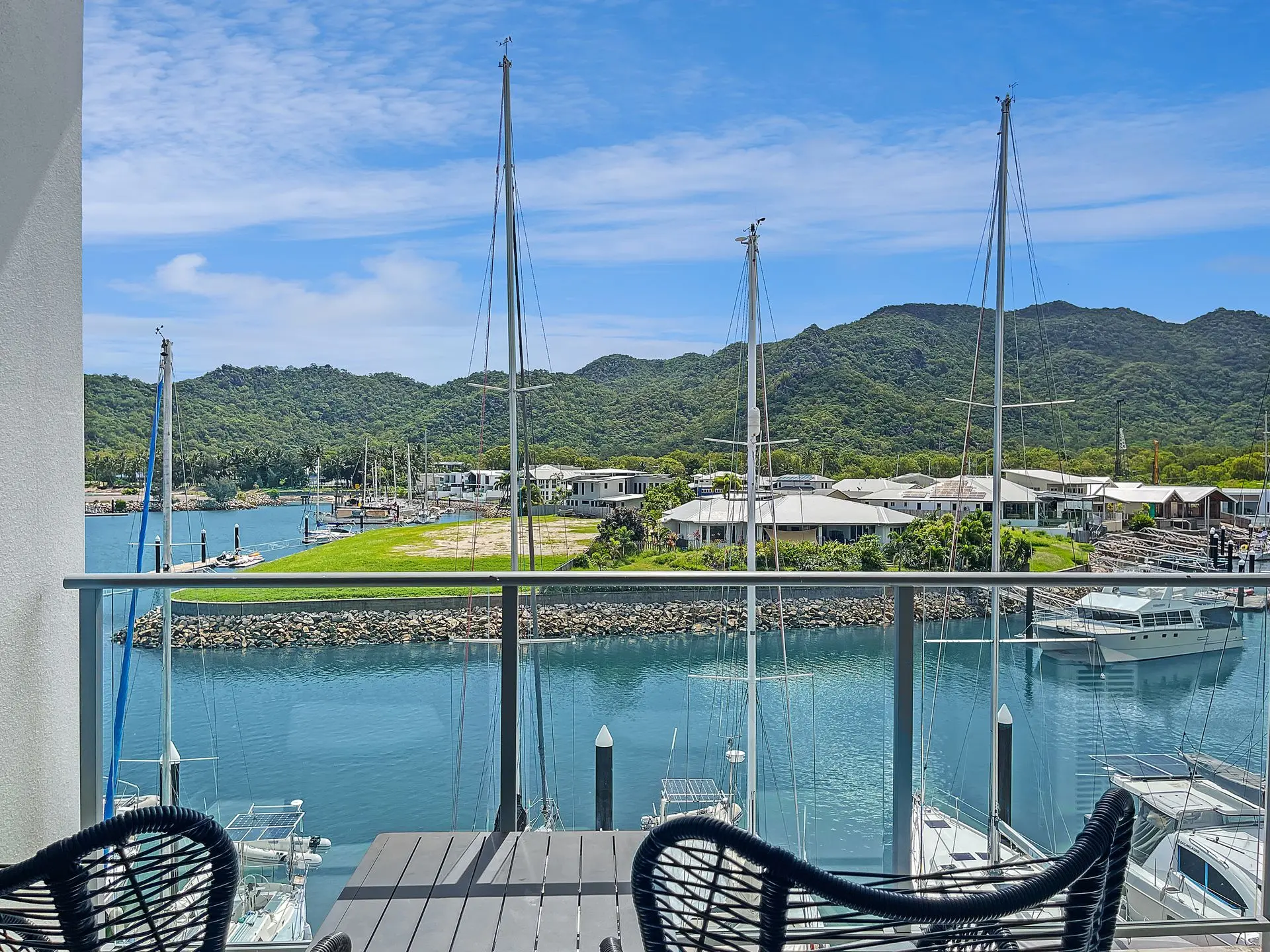 Blue on Blue Studio Room 1352