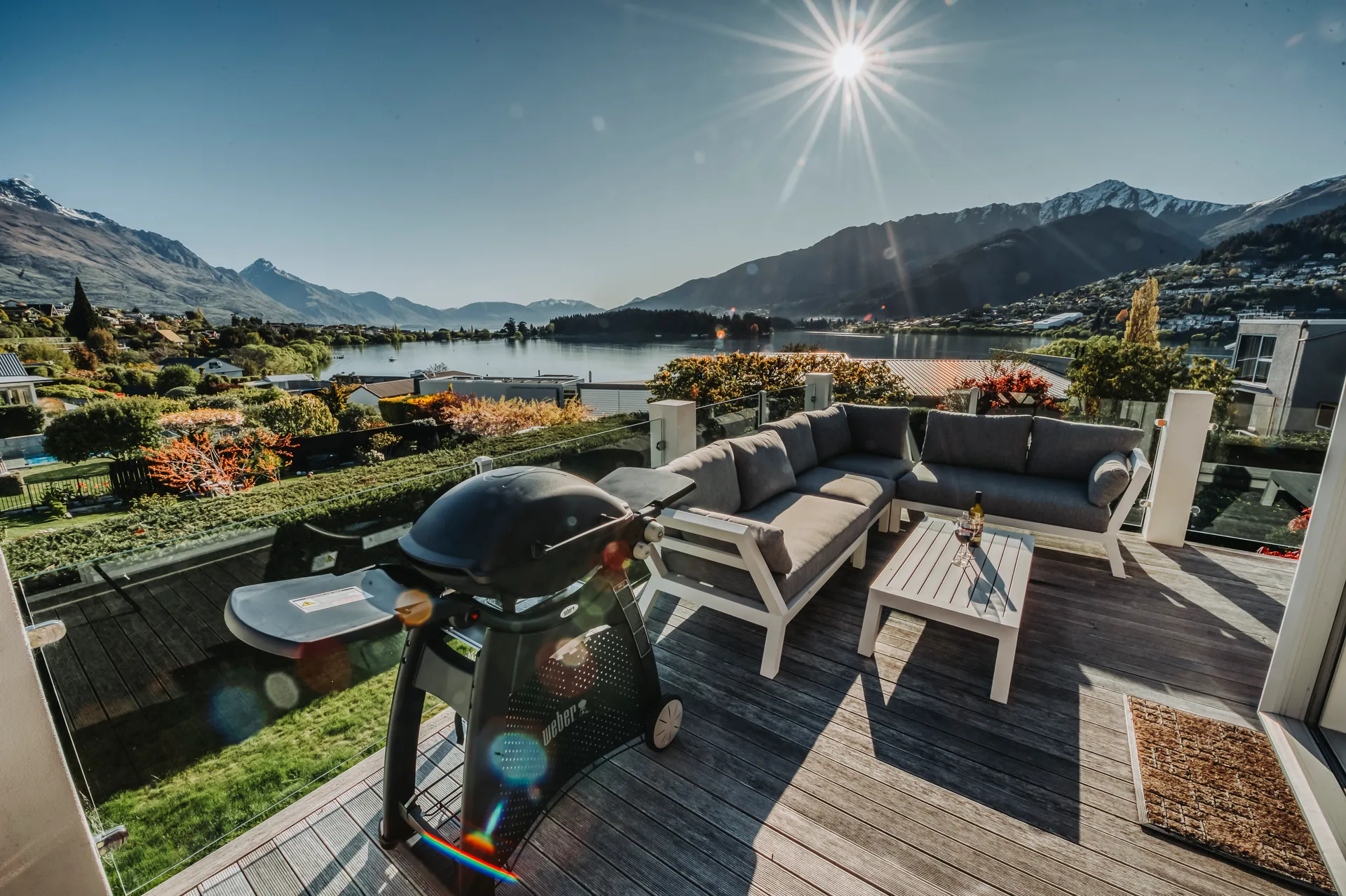 Bayview 5BR Queenstown Escape w Spa & Lake Views