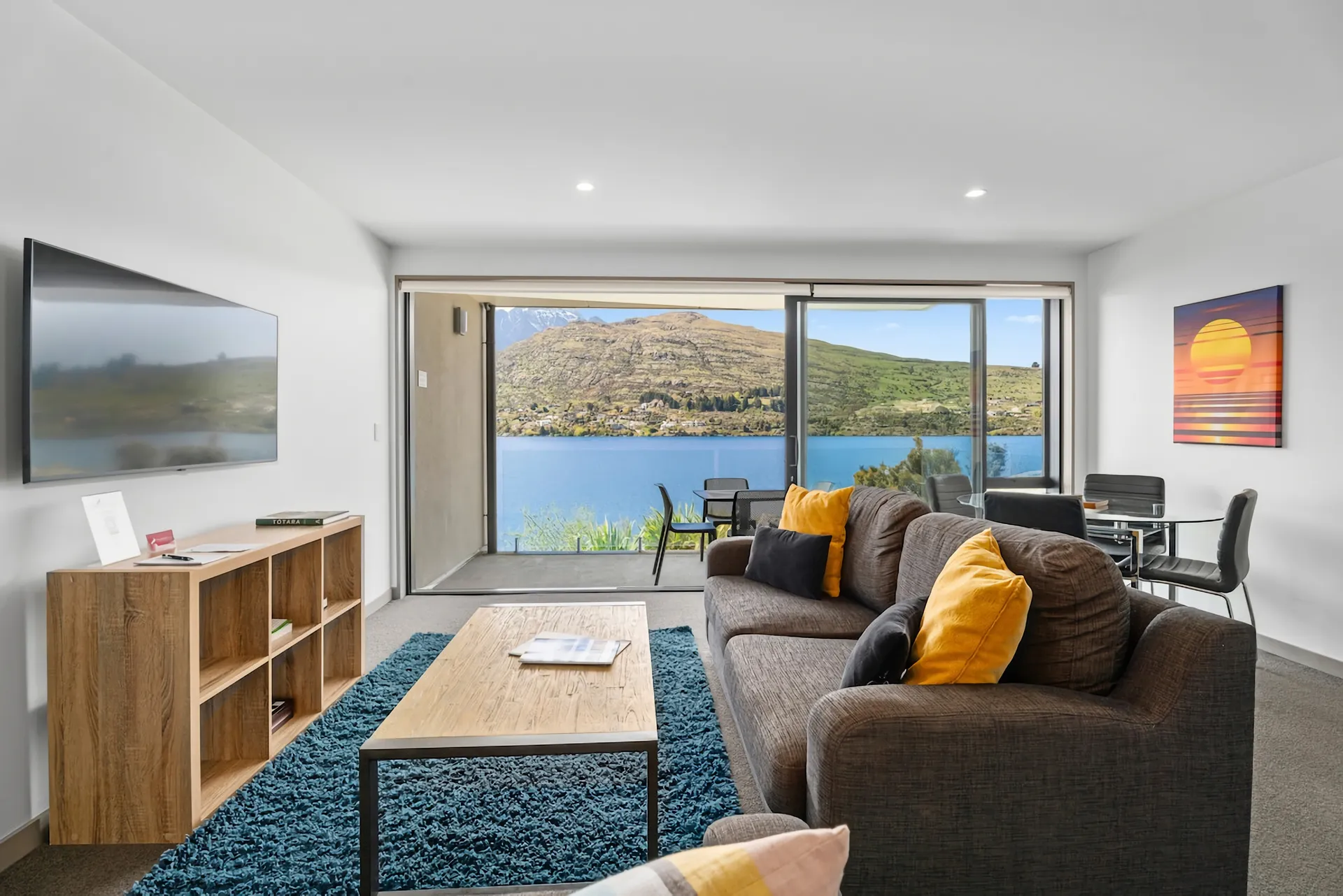 Residence du Lac Unit 15