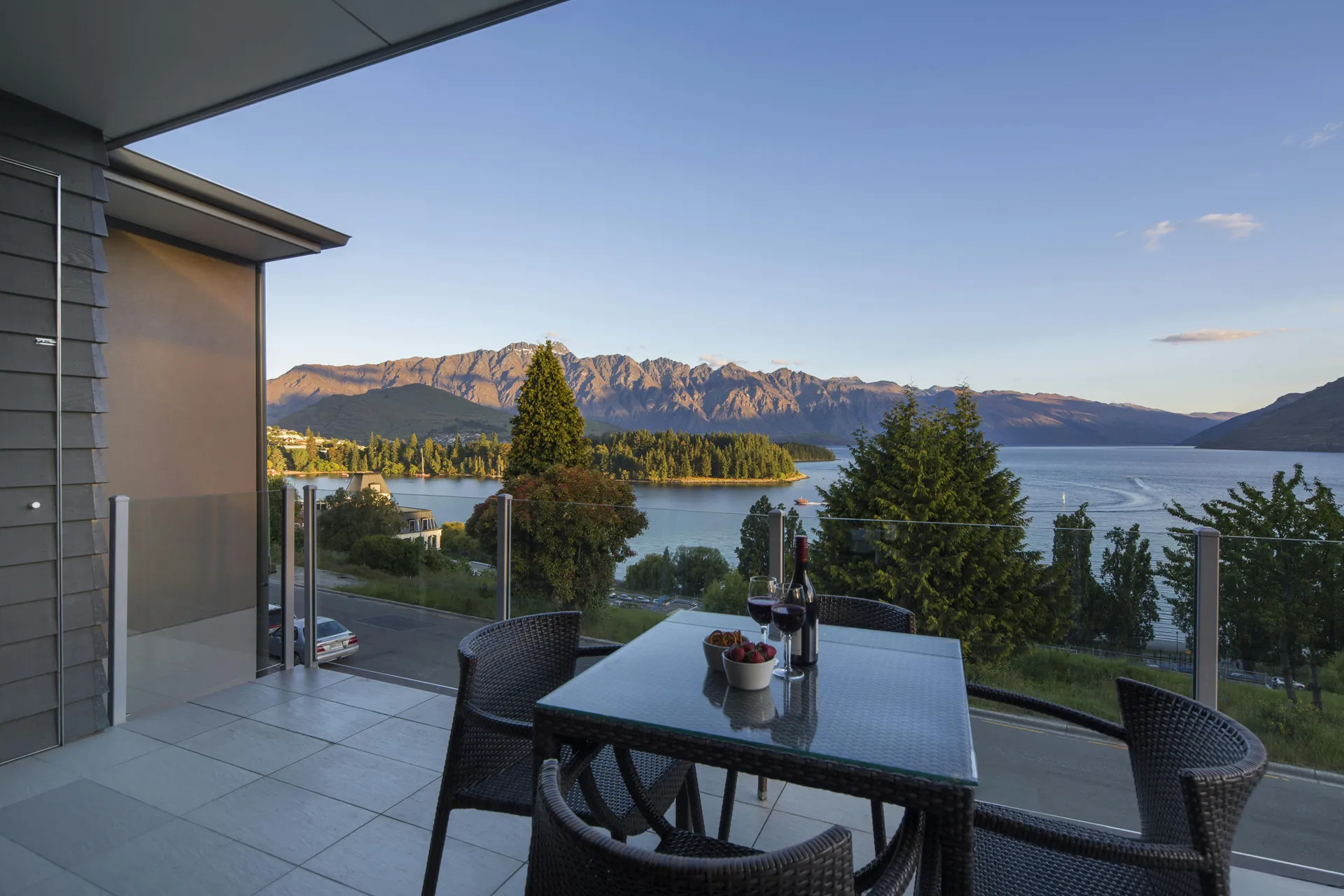LakeRidge Queenstown Front Row
