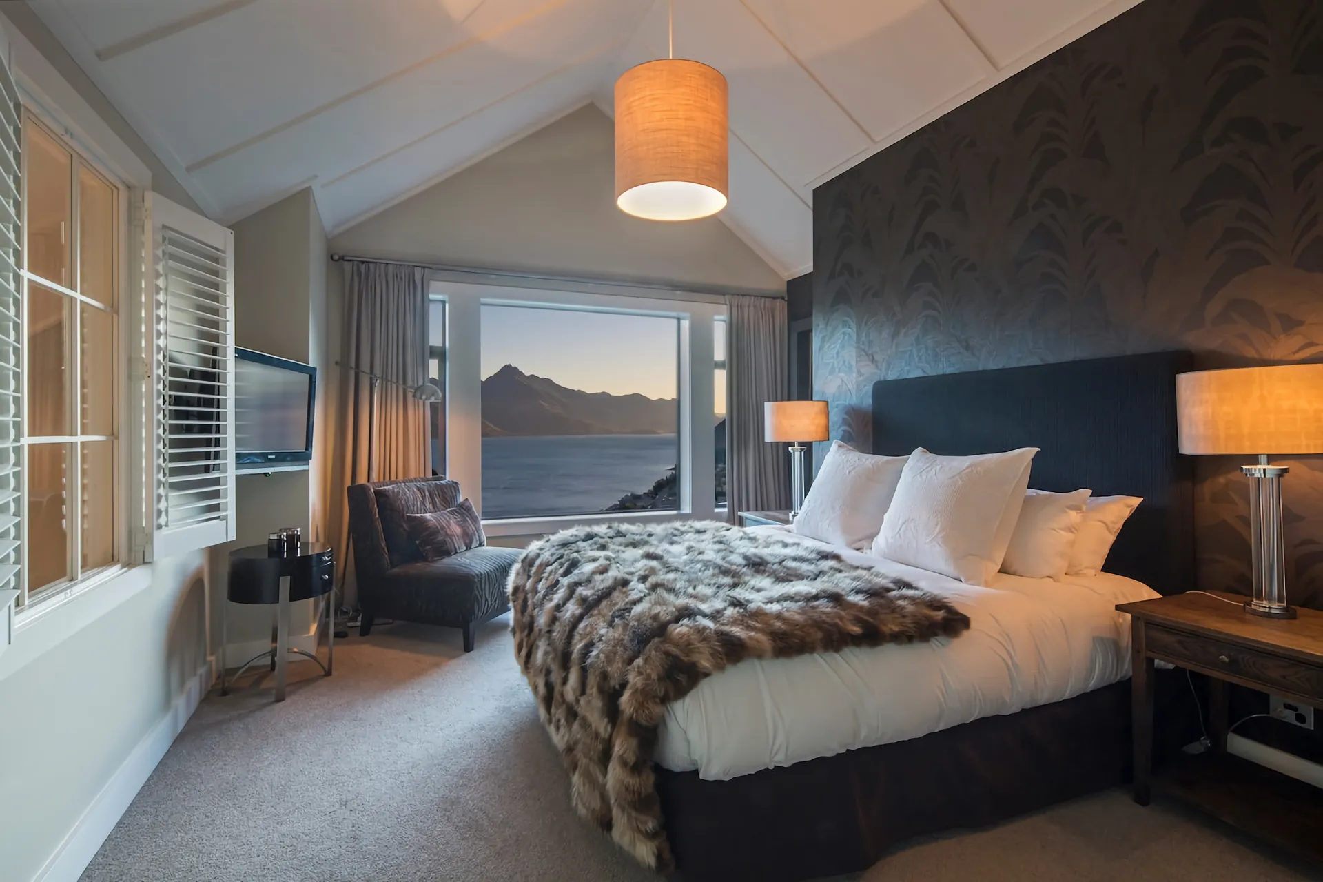 Commonage Grand Villa 2 Bedroom