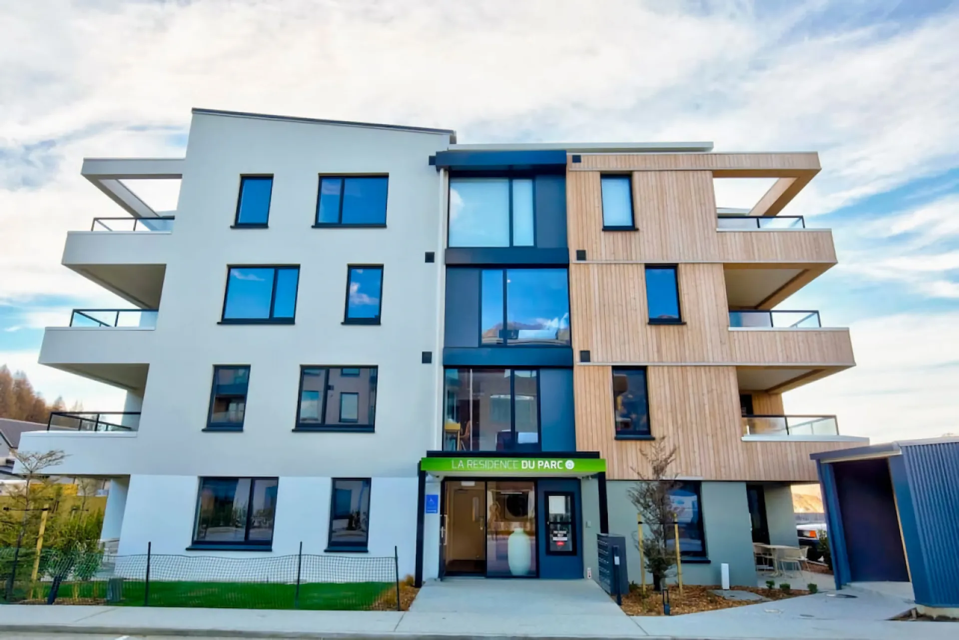 Aroha Apartment at the base of Coronet Peak