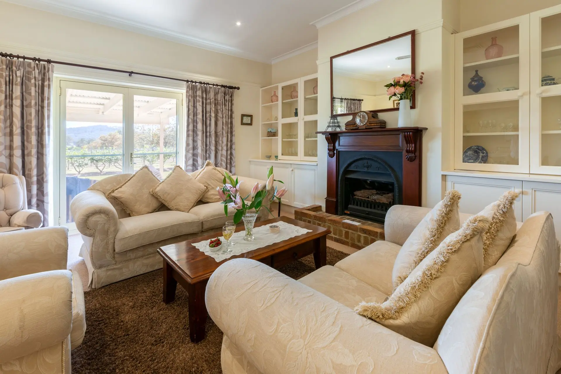 Bluebush Estate – Country House