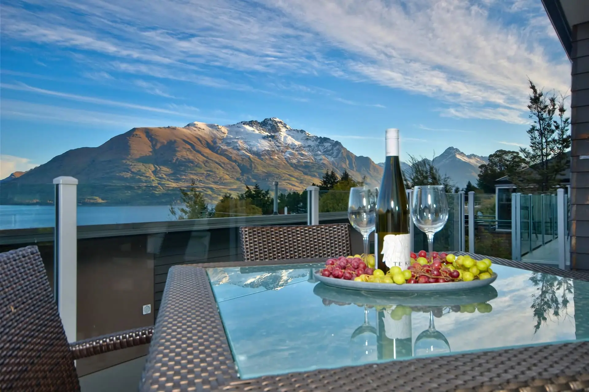 Mountain Retreat walk to town