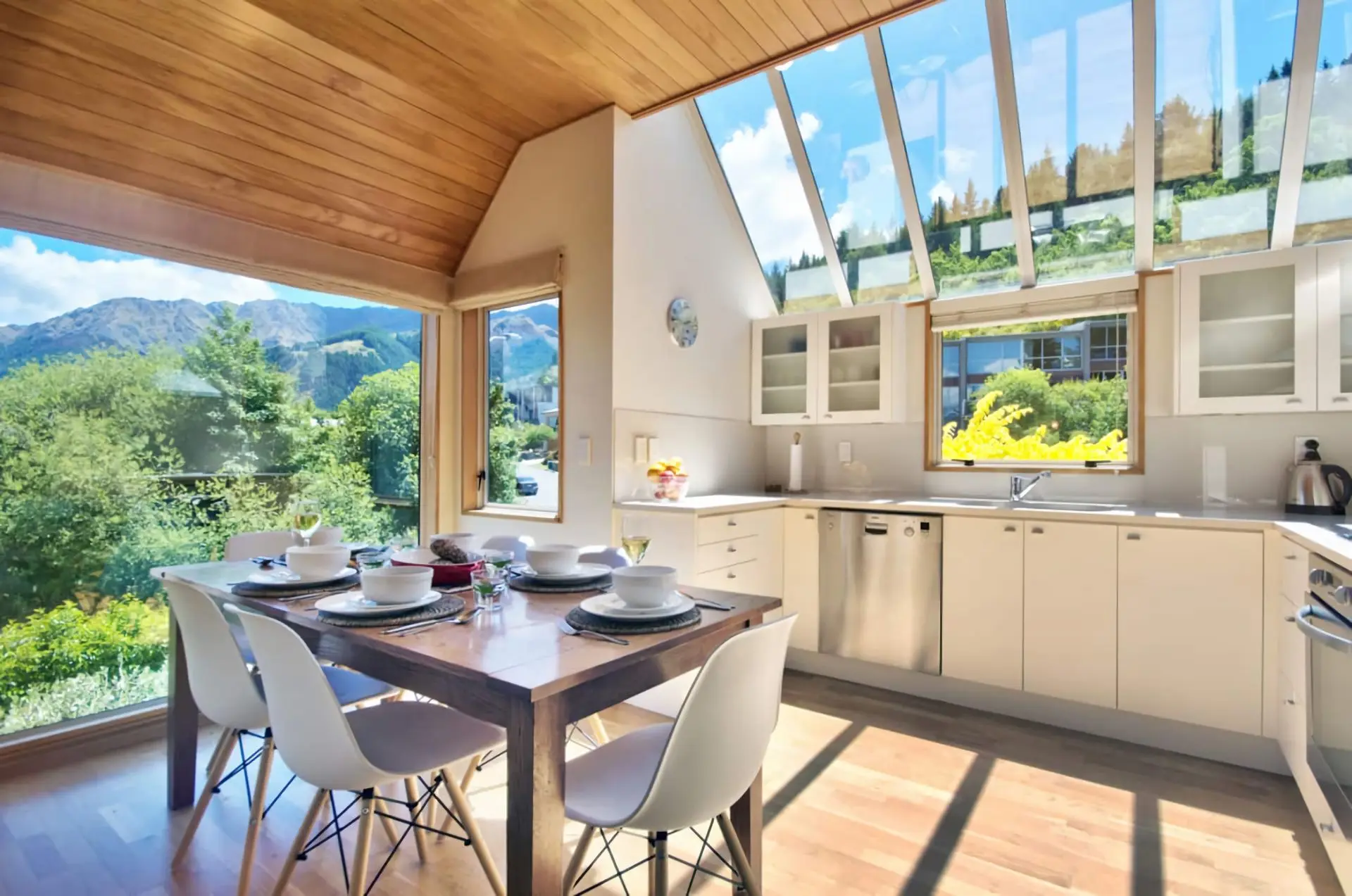 Windsor Place Views of Lake Wakatipu