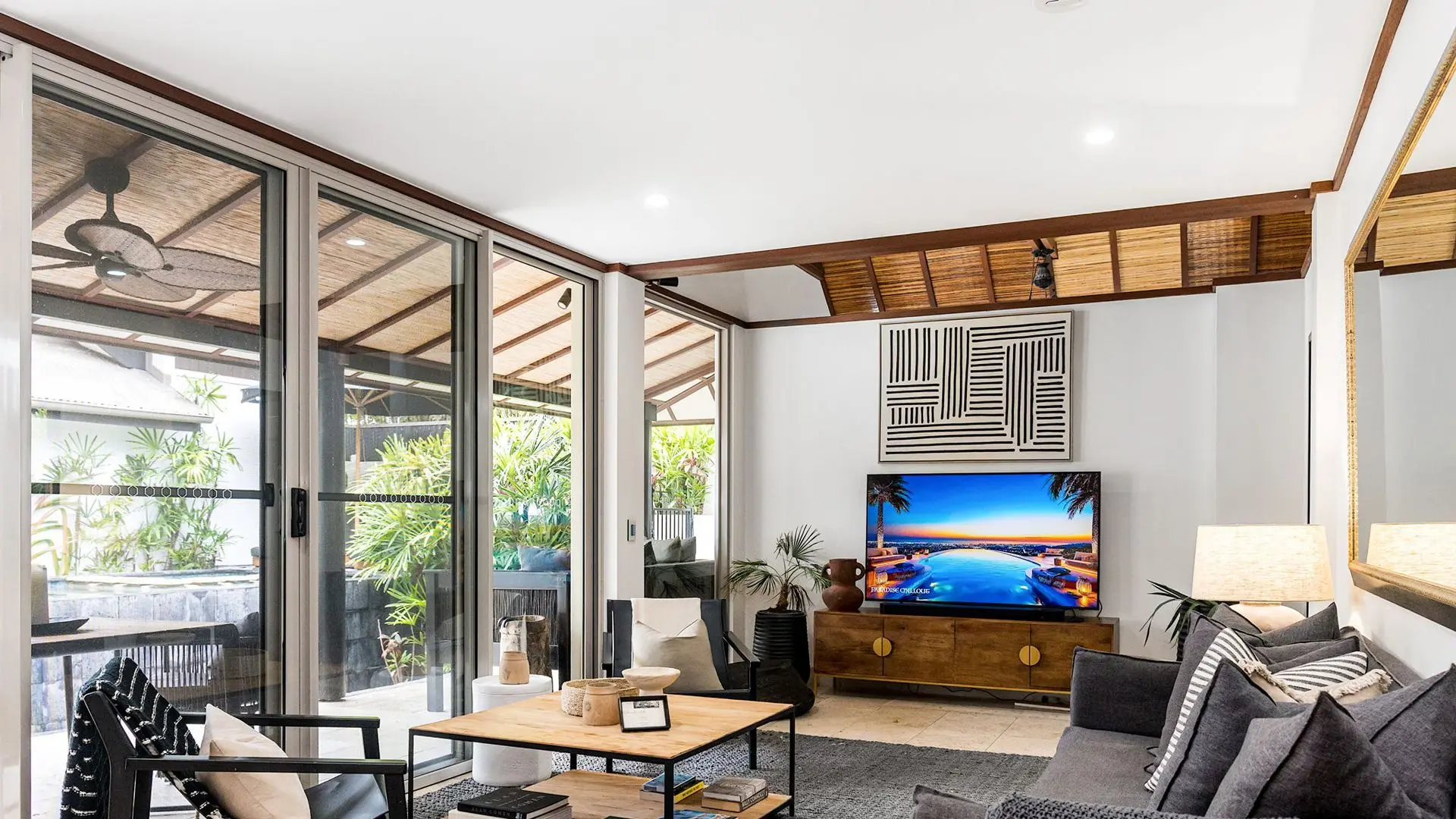 Grand Luxe Villa A – Luxury Retreat