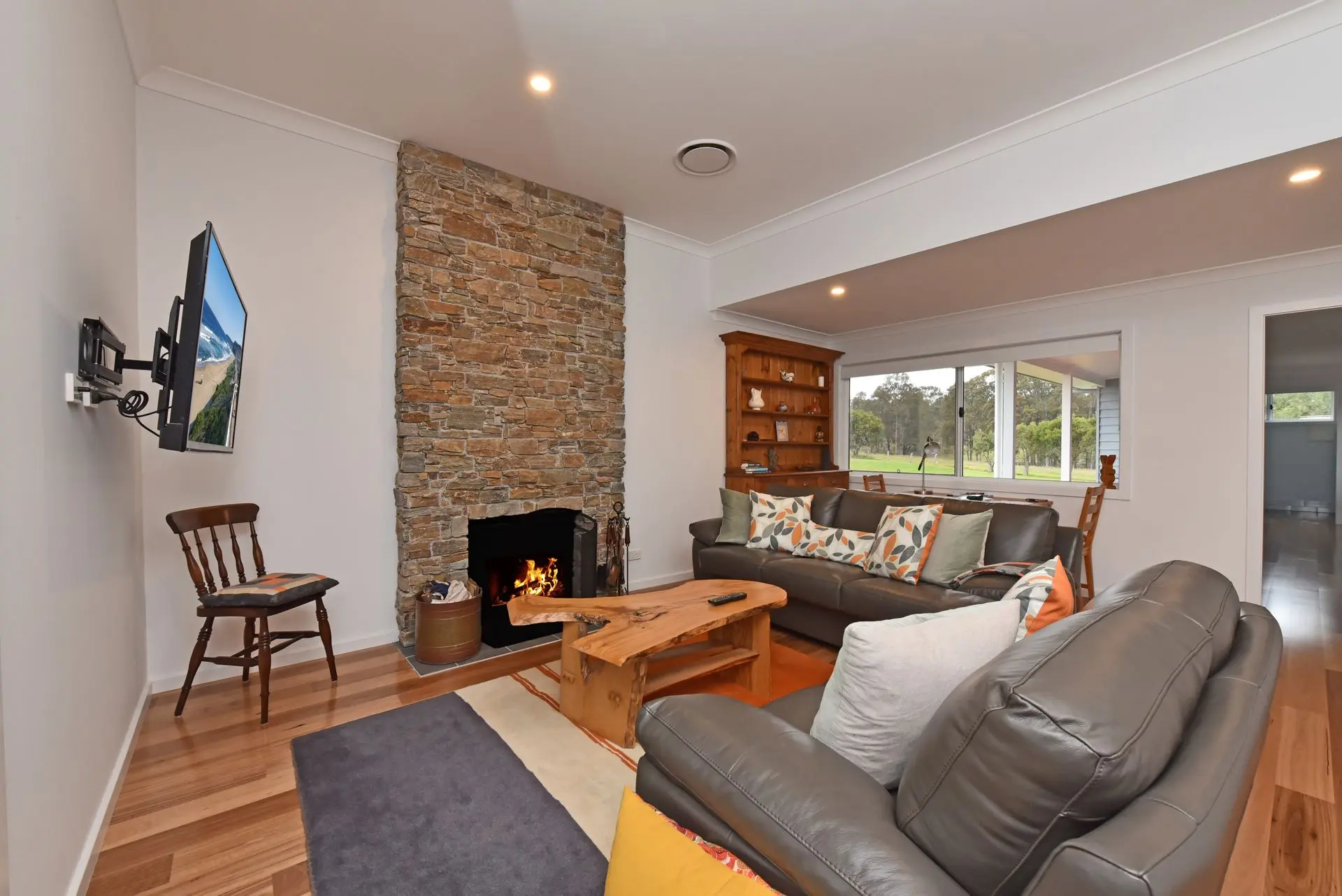 Kinloch Cottage Stunning Stay on Daisy Hill Vineyard