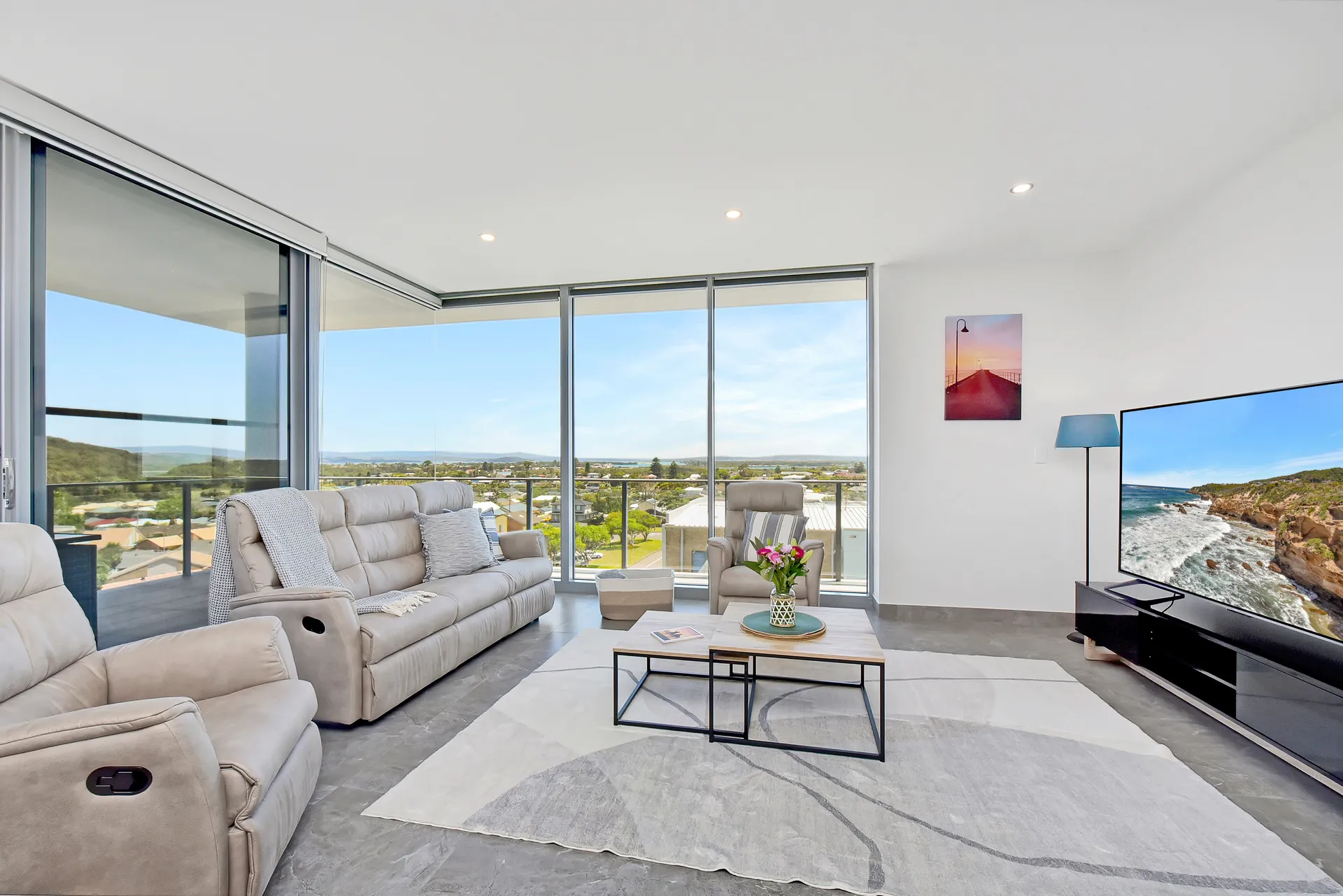Oceanview Penthouse Caves Beach
