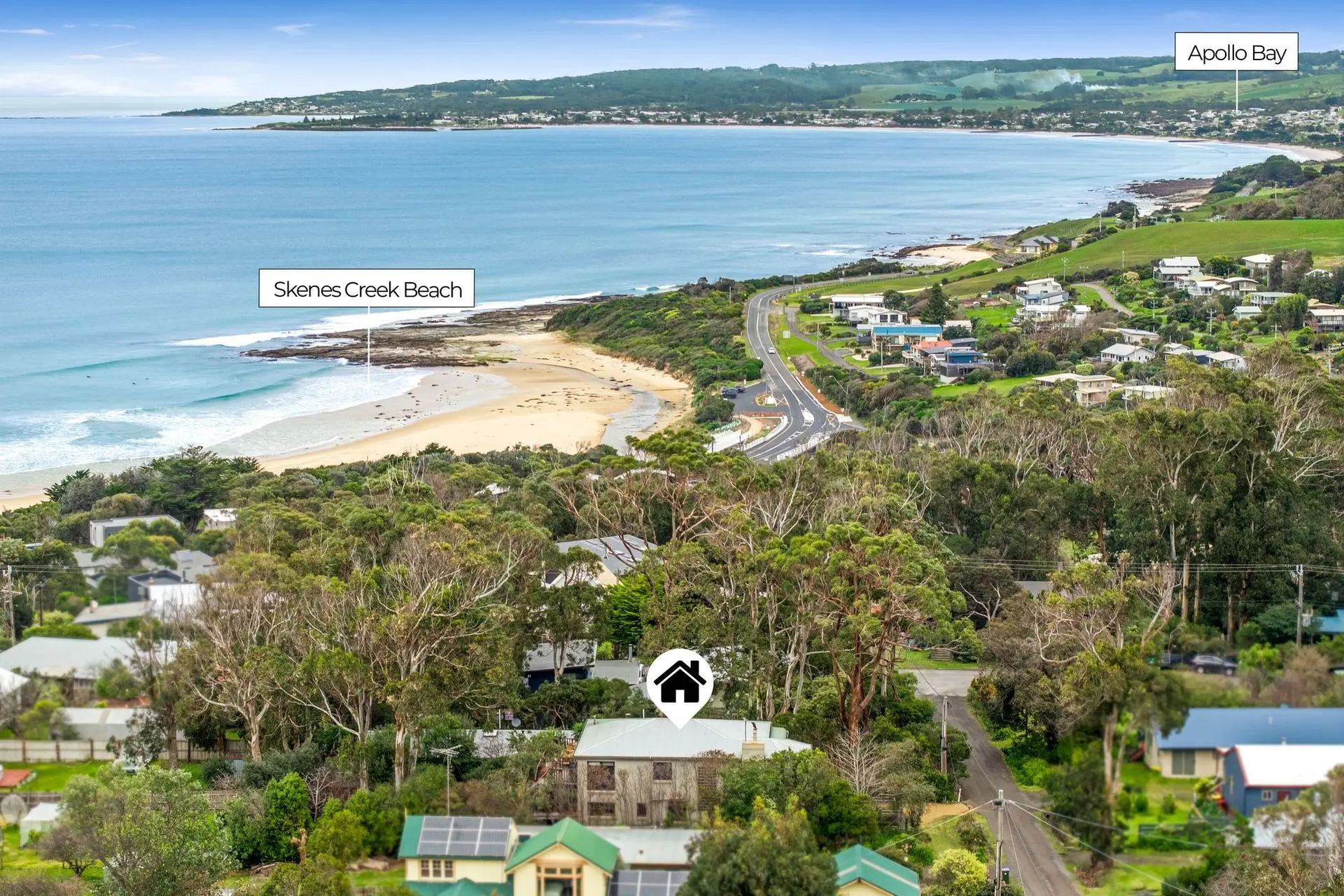 Gunyha – Ocean Views, Walk to Beach, Free WiFi, Pet Friendly, Open Fire, Visiting Koalas and Other Wildlife.